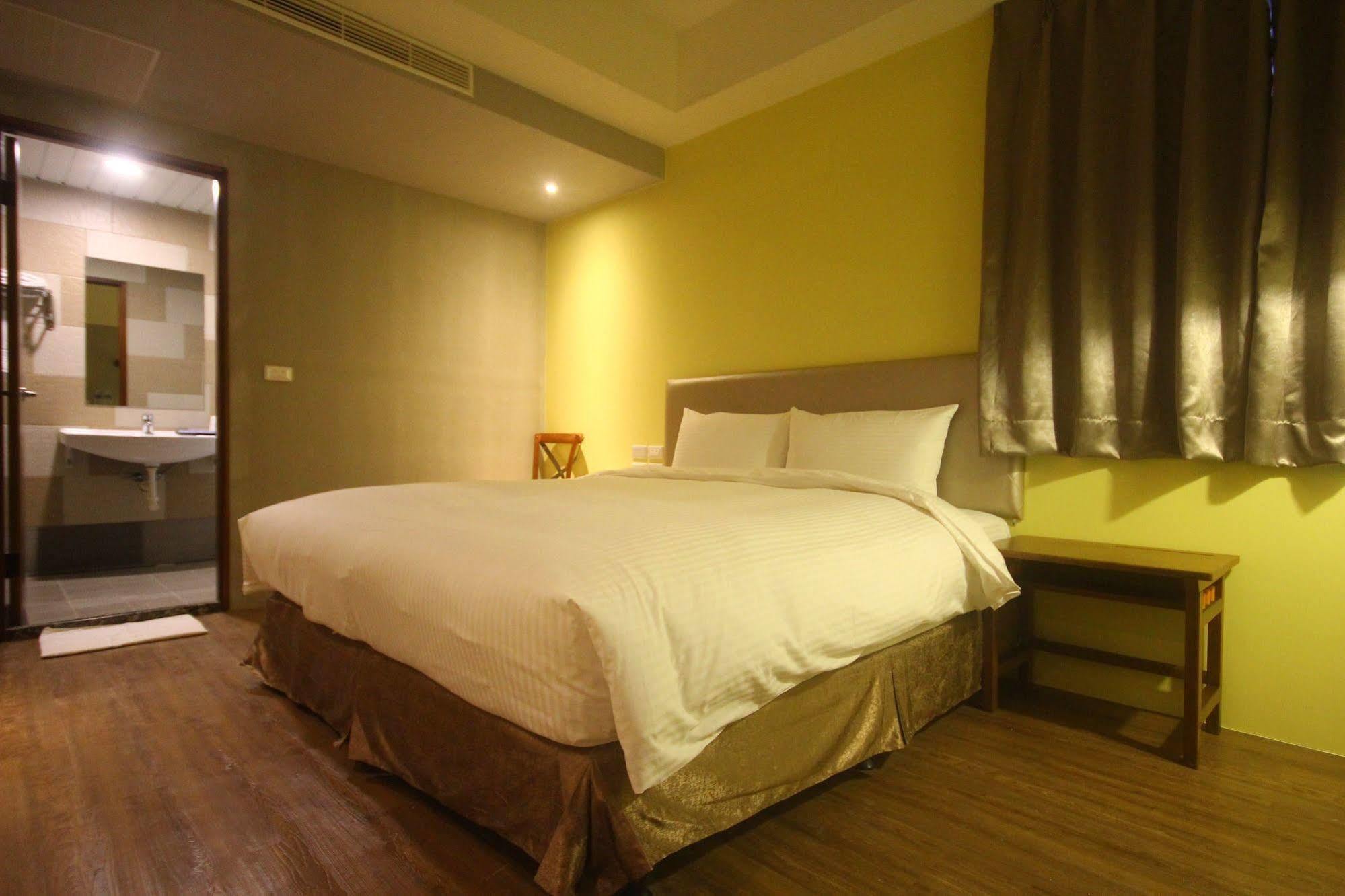 Tourism Inn Tainan Exterior foto
